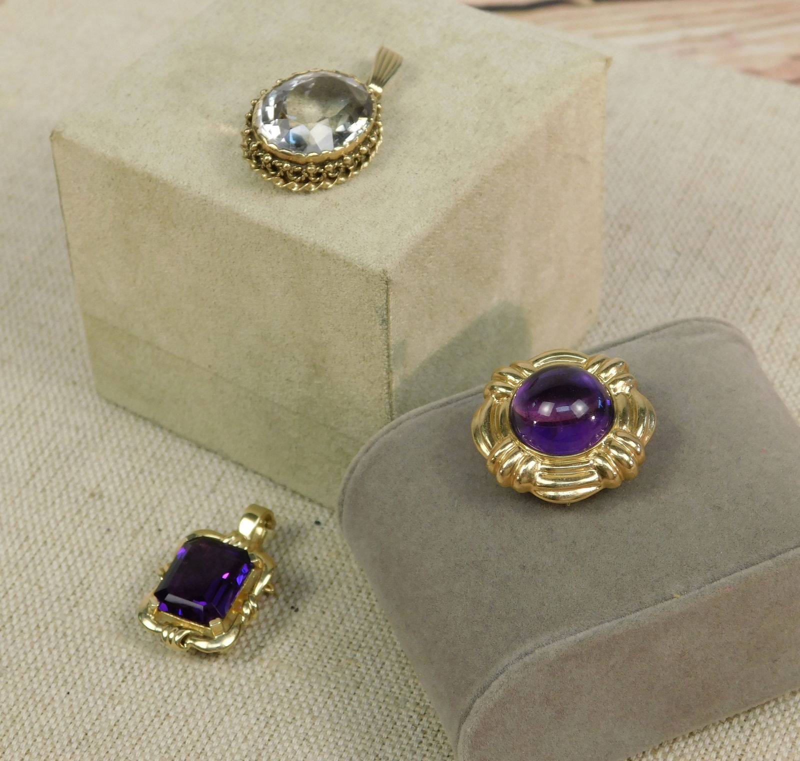 Group of 14k Yellow Gold Pendants (1 of 12)