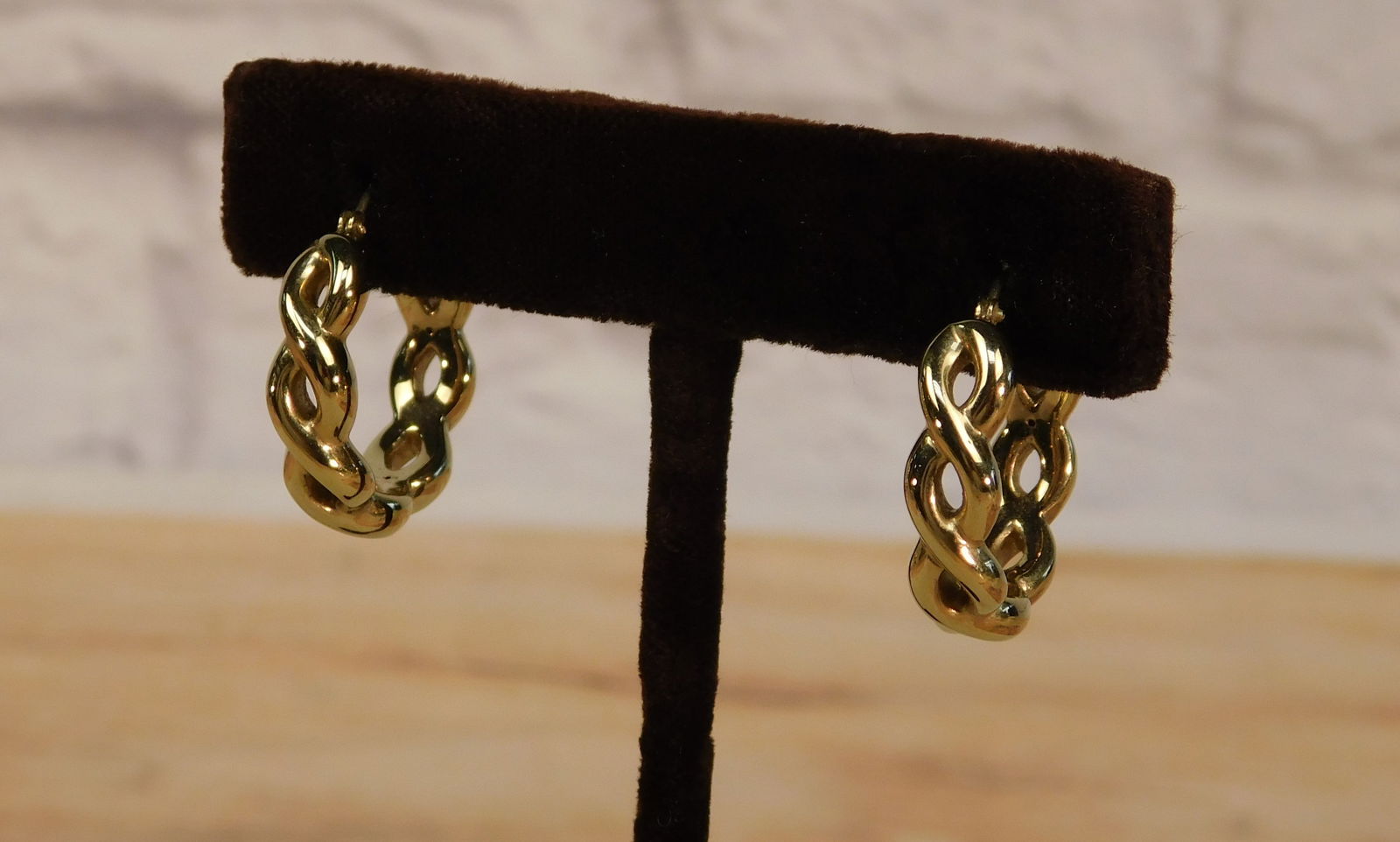 Pair of Hollow 14k Hoop Earrings (1 of 7)