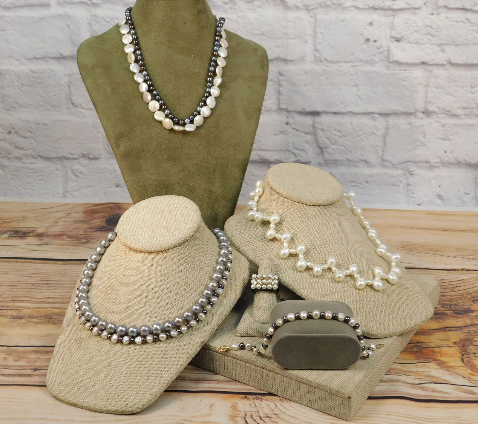 Group of 14k and Pearl Jewelry (1 of 17)