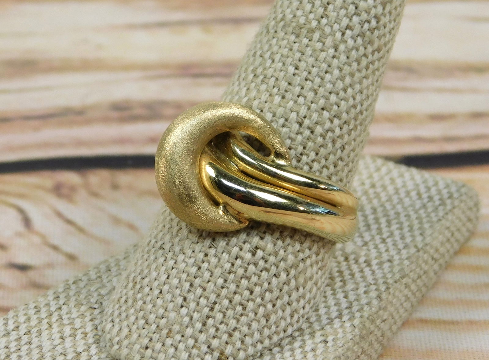 14K Yellow Gold Ring (1 of 8)