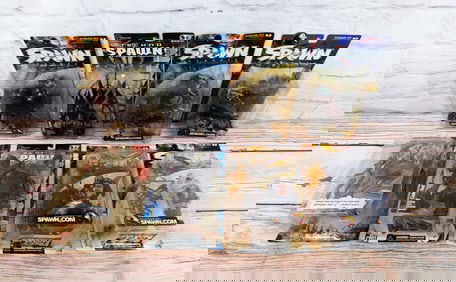 Lot of 8 McFarlane Spawn Action Figures - Series 13 - 17