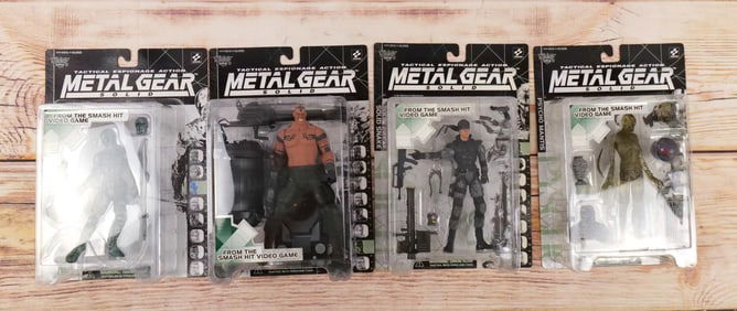 Lot of 4 McFarlane Metal Gear Solid Action Figures