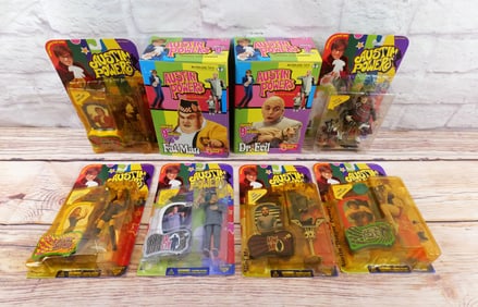 Lot of McFarlane Austin Powers Action Figures