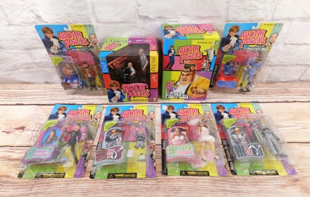 Lot of McFarlane Austin Powers Action Figures