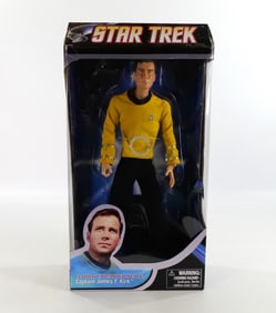 Star Trek Captain James T. Kirk 1:4 Scale Figure