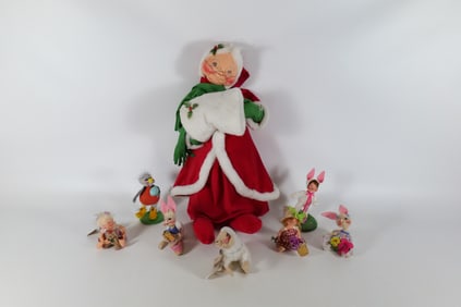 Lot of Annalee Dolls