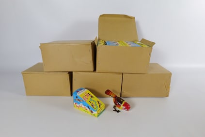 Lot of 60 Tin Litho Wind Up Hopping Sparrows