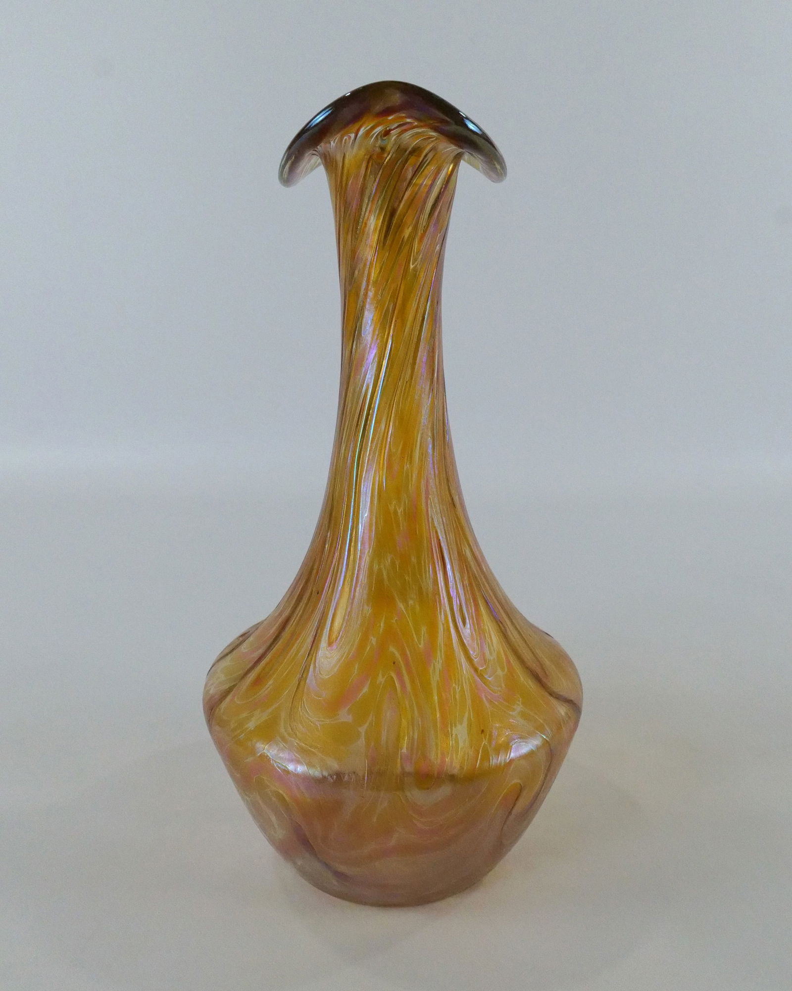 Loetz Tall Art Glass Vase: Loetz Tall Art Glass Vase. Measures 12" tall x 6.5" diameter. All invoices must be paid within 24 hours of the sale. We offer multiple shipping options please read the shipping terms to understand you