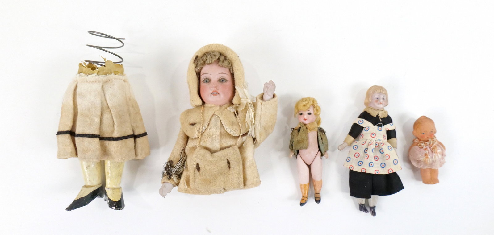 Group Lot of Miniatures and Dolls (1 of 9)