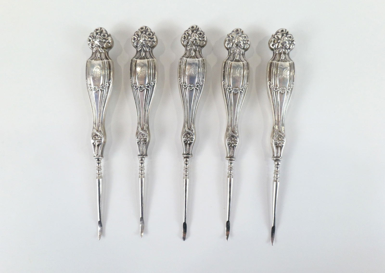 Set of 5 Sterling Silver Handled Nut Openers (1 of 4)