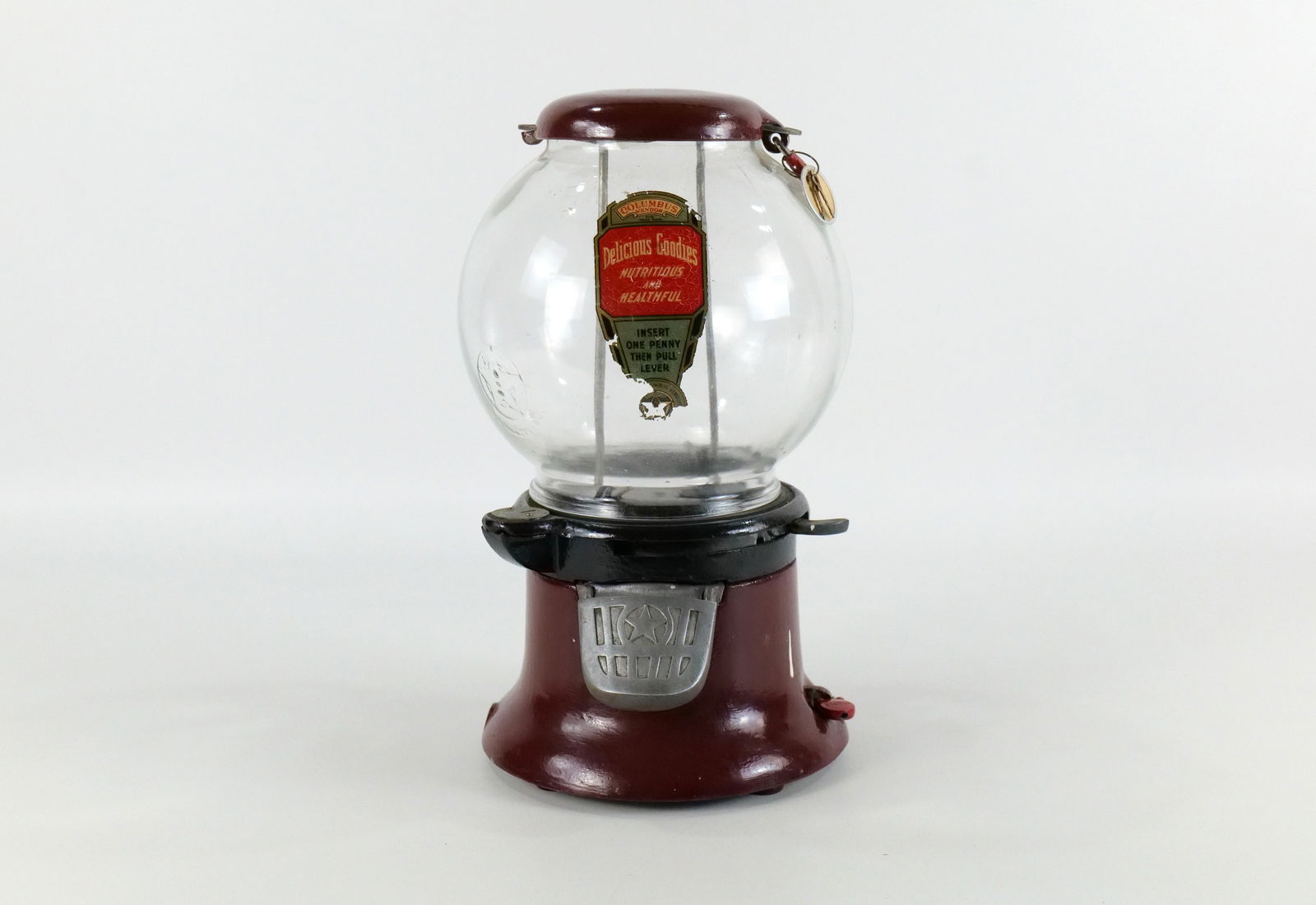 Antique Coin Operated Tabletop Gumball Machine (1 of 7)