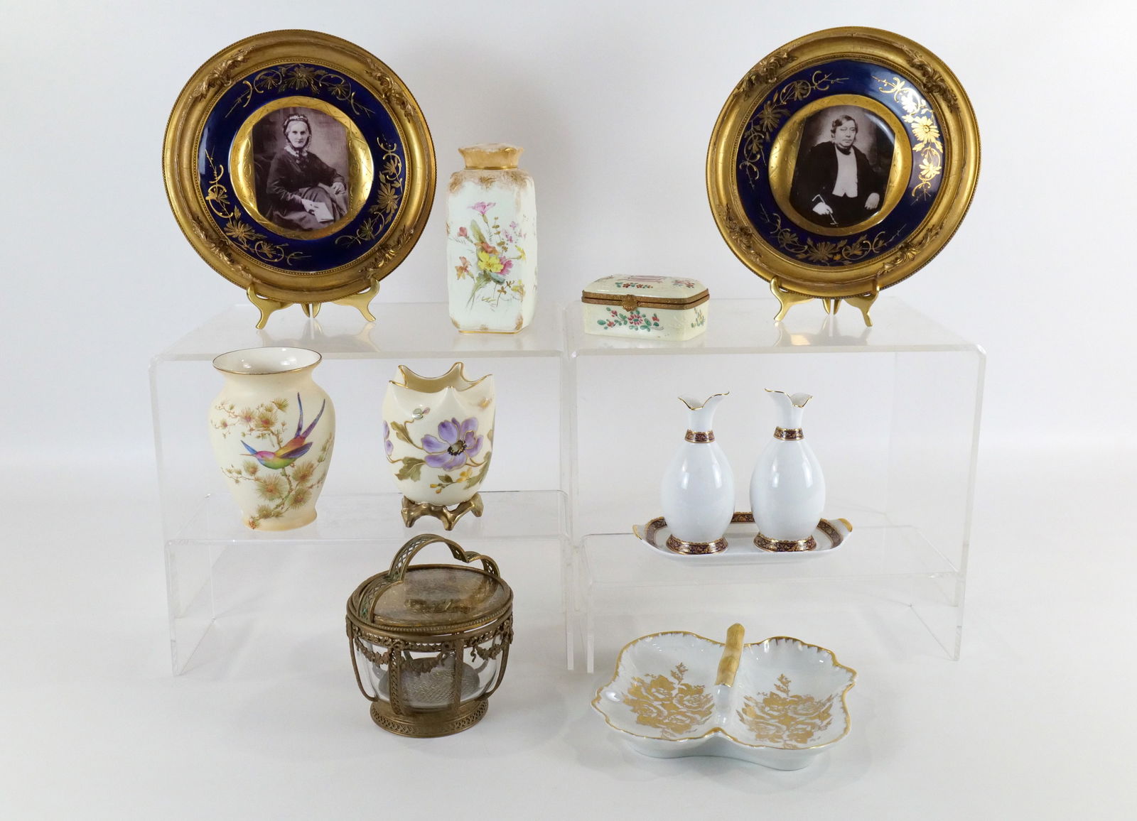 Group Lot of Antique Porcelain and Glass Items (1 of 17)