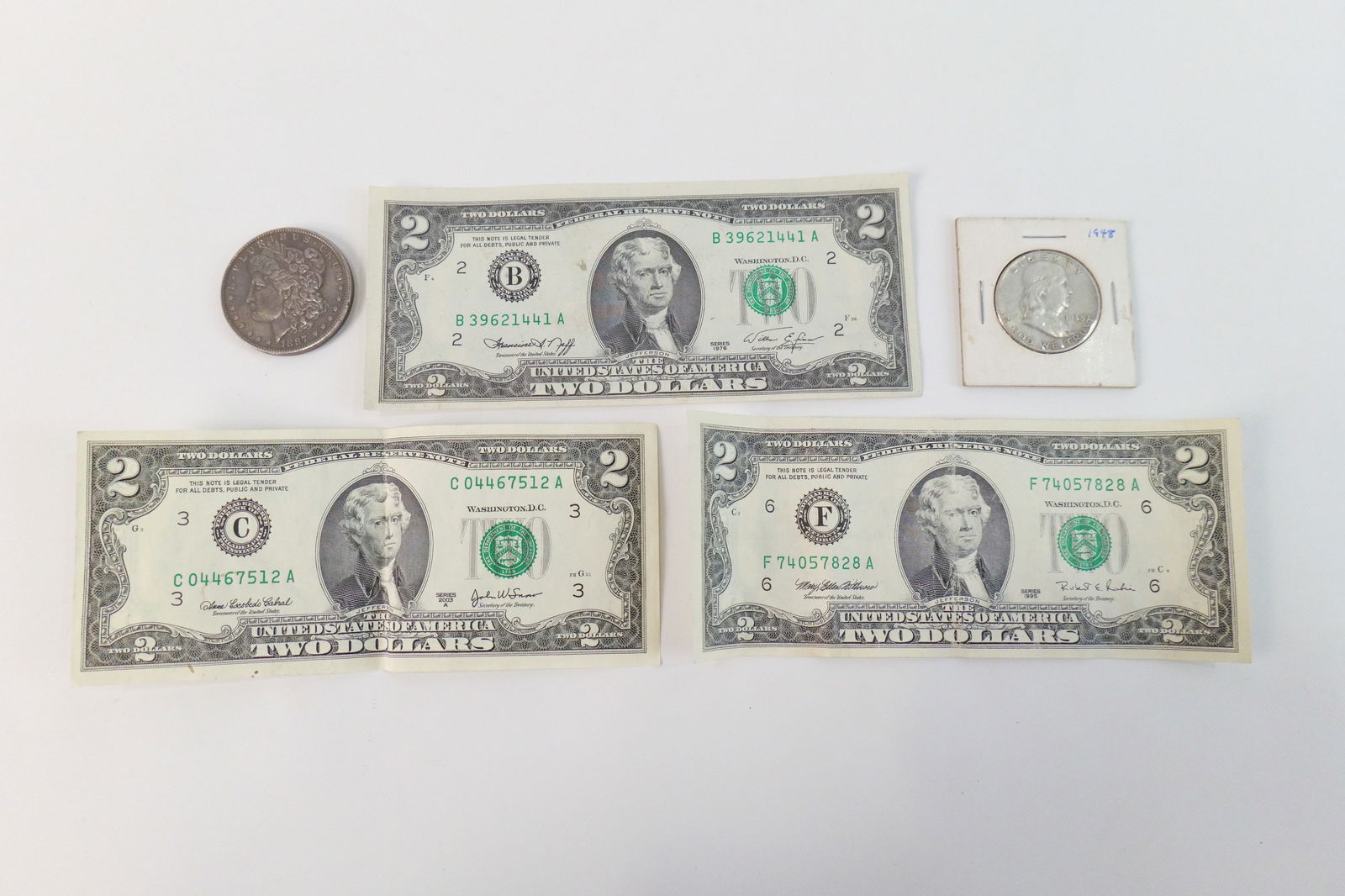 Lot of Currency (1 of 7)