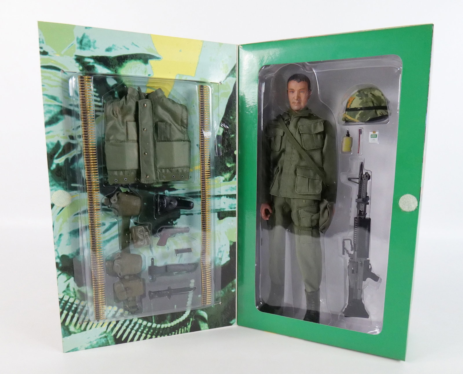 Dragon Nam Action Figure: Dragon Nam Action Figure. USMC M60 Gunner Tet Offensive 1968 "James". New in Box. All invoices must be paid within 24 hours of the sale. We offer multiple shipping options please read the shipping ter