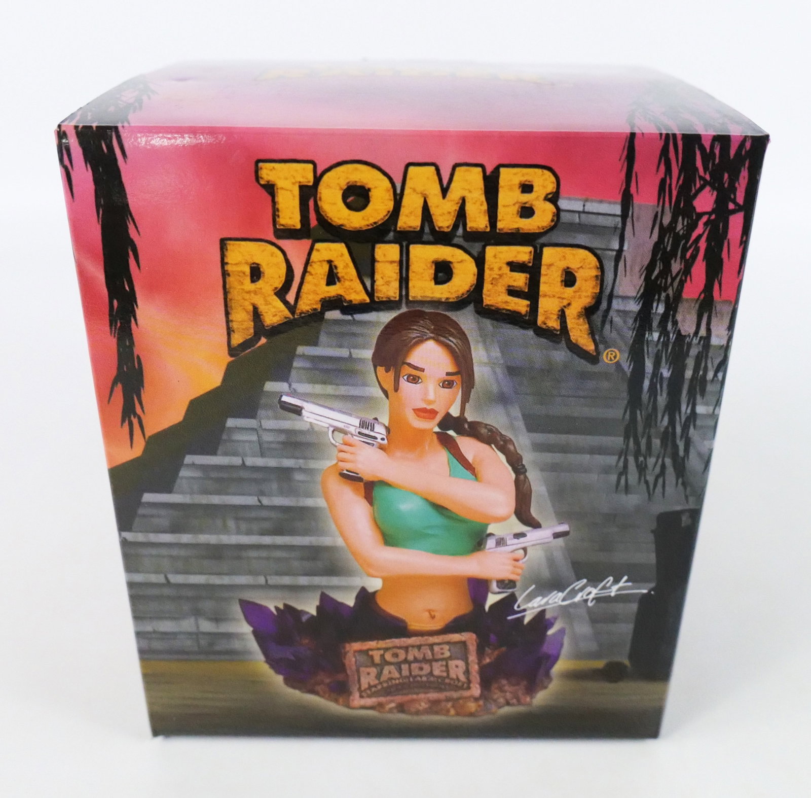 Varner Studios Tomb Raider Lara Croft Bust: Varner Studios Tomb Raider Lara Croft Bust - Previews Exclusive. New in Opened Box. All invoices must be paid within 24 hours of the sale. We offer multiple shipping options please read the shipping t