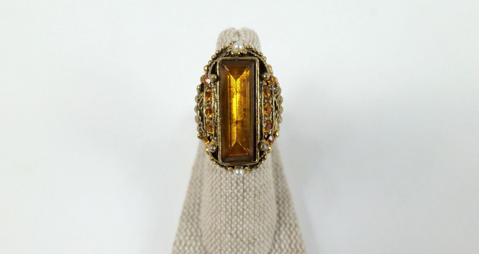 Vintage Gold Tone Cocktail Ring (1 of 5)