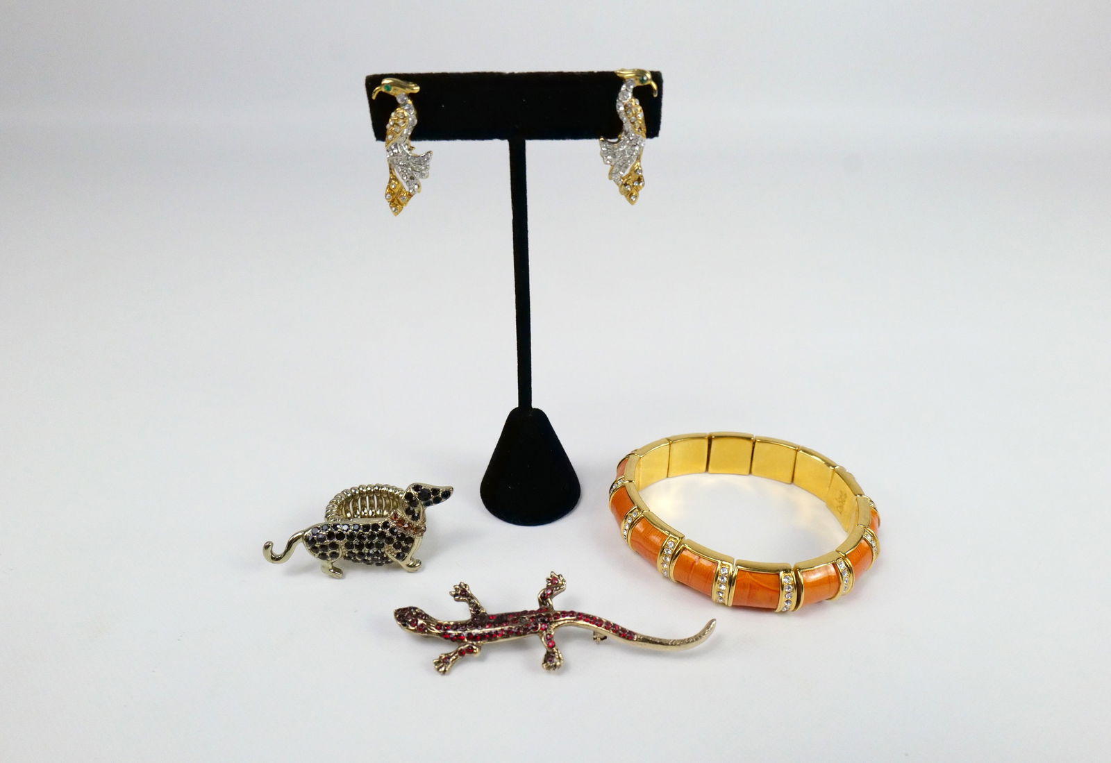 Lot of Mixed Gold Tone Animal Jewelry (1 of 16)