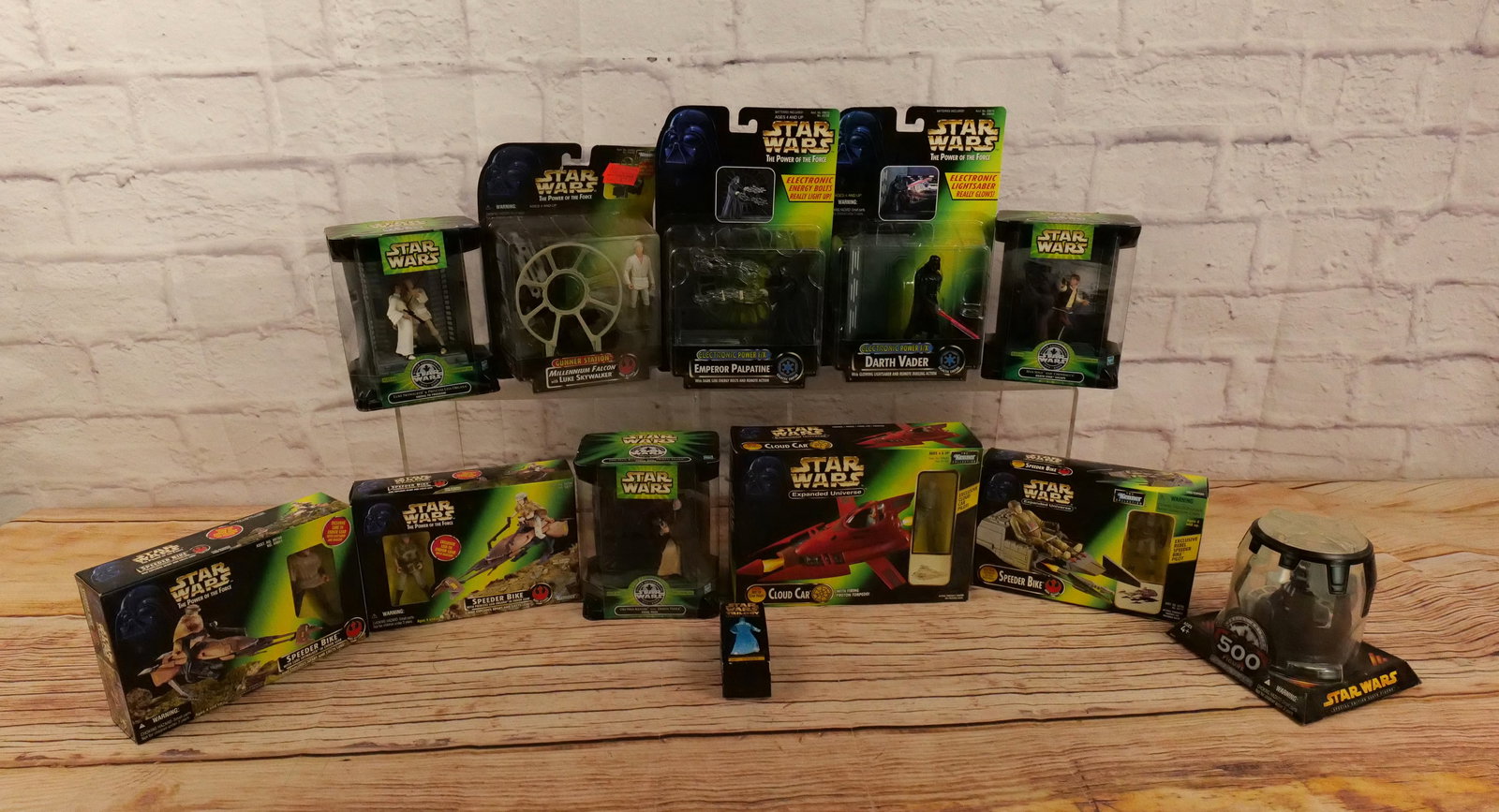 Lot of Star Wars Toys and Collectibles (1 of 10)