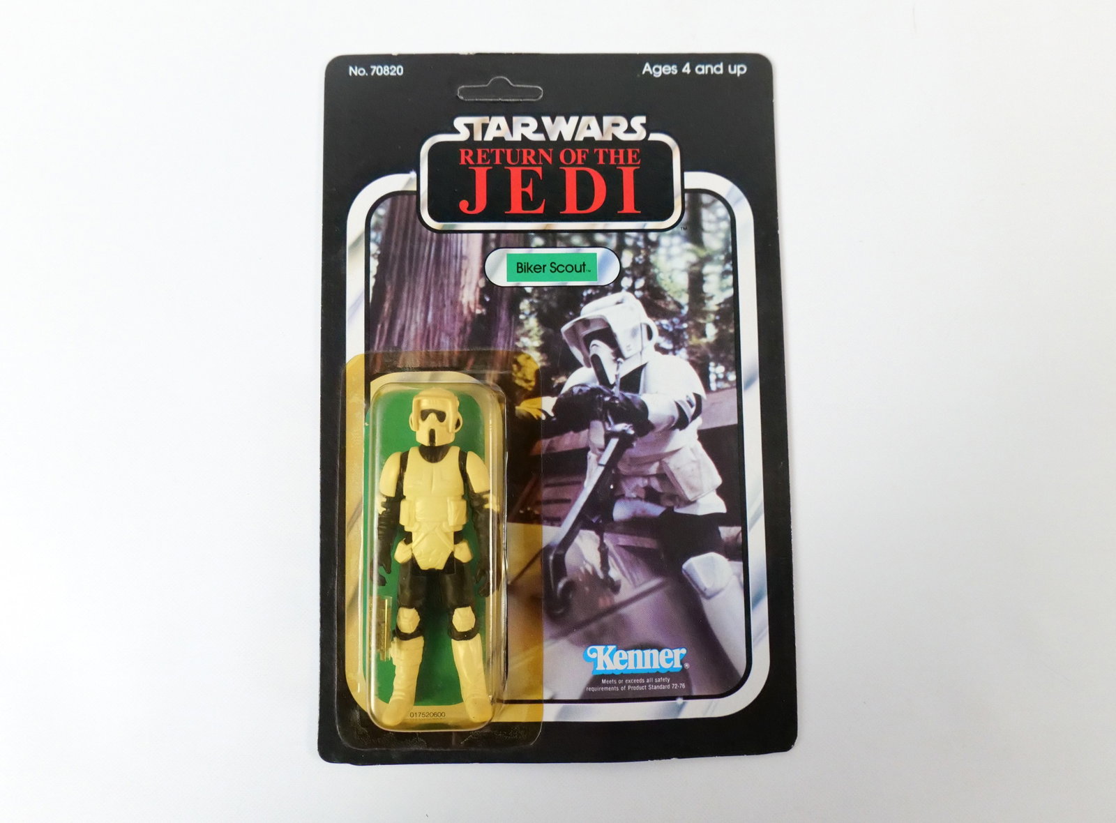 Kenner Star Wars Return of the Jedi Biker Scout Action Figure: Kenner Star Wars Return of the Jedi Biker Scout Action Figure - 1983. 65 Card Back. Sealed on Card. Unpunched. Some discoloration to the blister. Overall nice vintage condition. All invoices must be p