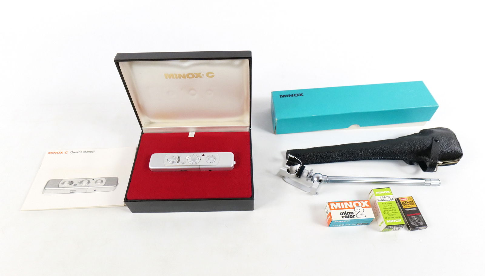 Group Lot of Minox Camera Items (1 of 19)