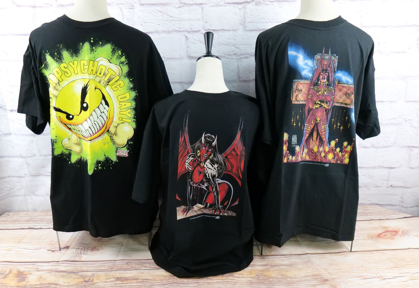 Chaos コミックス　Bad Kitty グラフィックTシャツ Lサイズ Chaos コミックスBad Kitty グラフィックTシャツ Lサイズ