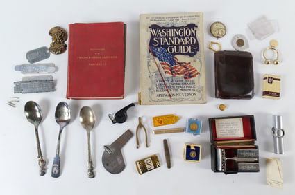 Grouping of Vintage Items