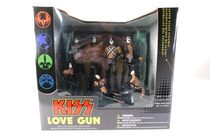 McFarlane KISS Love Gun Figures Box Set