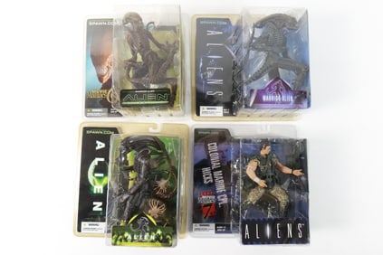 Lot of 4 McFarlane Alien Action Figures