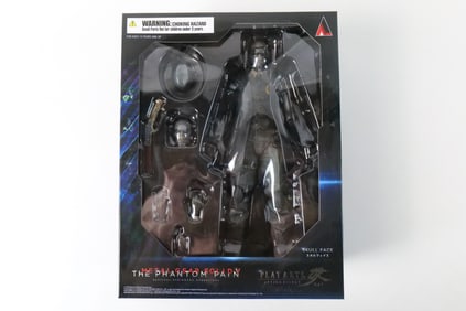 Play Arts Metal Gear Solid V Skull Face Figure