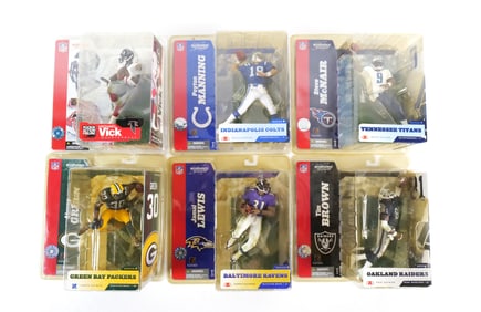 Lot of 6 McFarlane NFL Action Figures