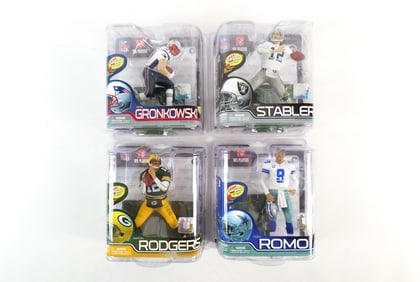 Lot of 4 McFarlane Series 29 NFL Action Figures