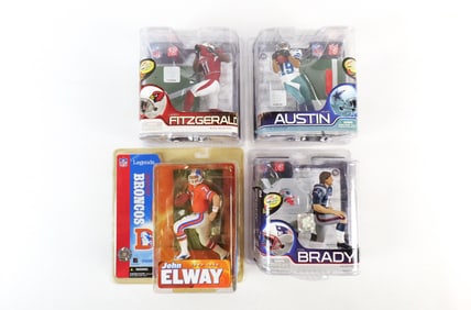 Lot of 4 McFarlane NFL Action Figures