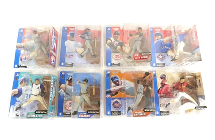 Lot of 8 McFarlane MLB Series 3 Action Figures
