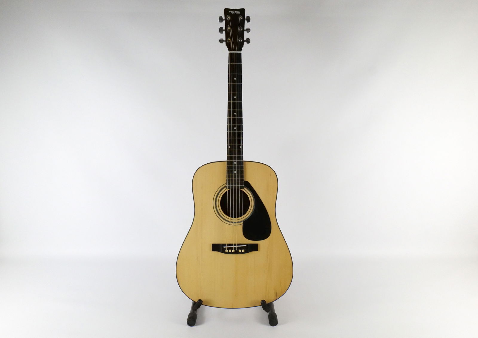 Martin 1952 00 17 Acoustic Guitar