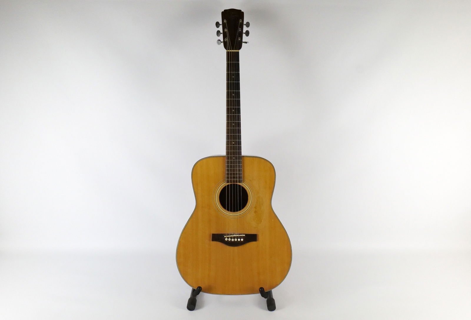 Carlo Robelli New York Acoustic Guitar Serial Number
