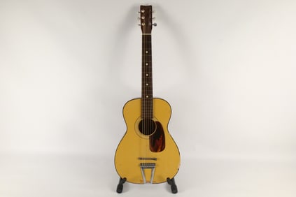 Paramount Acoustic Guitar