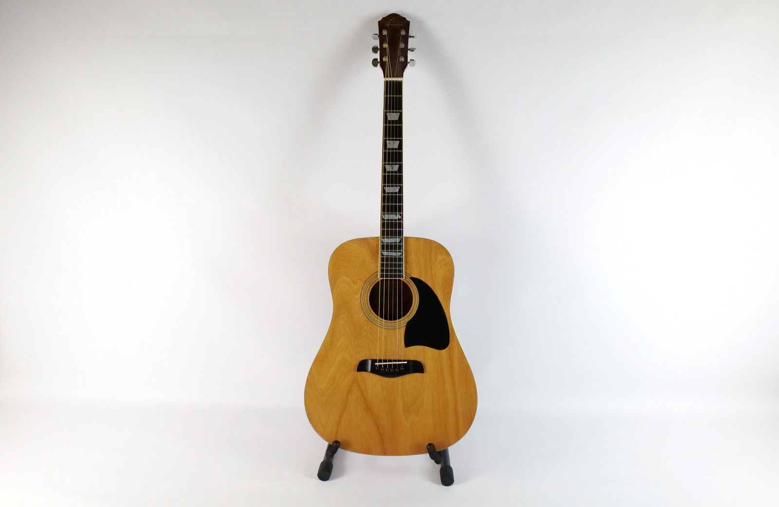Oscar Schmidt by Washburn Acoustic Guitar (1 of 19)