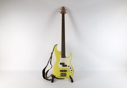 Corsair Greg Bennett Design Electric Bass Guitar