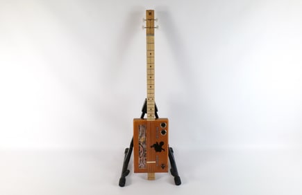 Kuba Deluxe Cigar Box Banjo