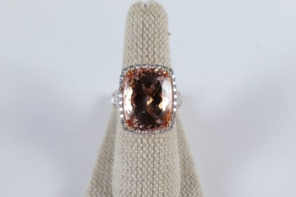 14K Morganite and Diamond Ring