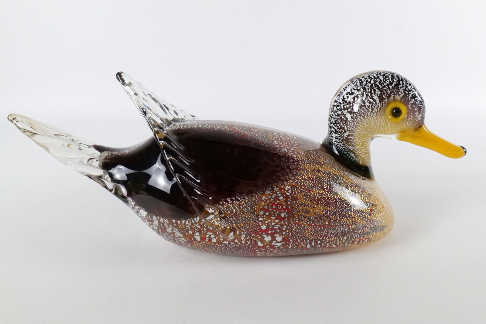 Murano Art Glass Oversized Duck: Murano Art Glass Oversized Duck. Artist Signed La Murrina. Measures 6" tall x 14.5" long. All invoices must be paid within 24 hours of the sale. We offer multiple shipping options please read the ship