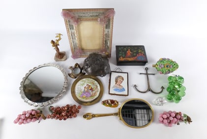 Lot of Decorative Items