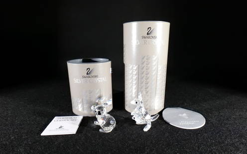 Lot of 2 Swarovski Crystal Figurines: Lot of 2 Swarovski Crystal Figurines. Including Koala Bear and Kangaroo. Largest measures 2.25" tall x 2.25" wide. All invoices must be paid within 24 hours of the sale. We offer multiple shipping opt