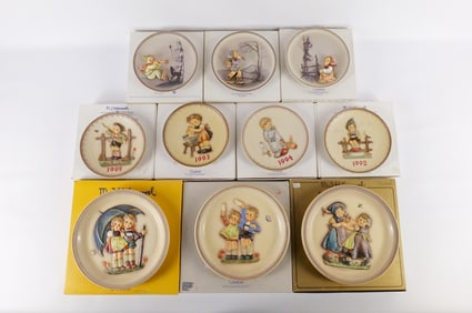 Lot of 10 Hummel Relief Plates