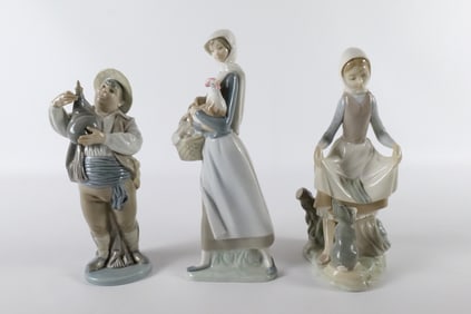 Lot of 3 Lladro Figurines