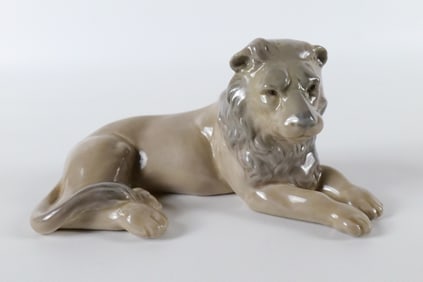 Lladro Miniature Lion Figurine