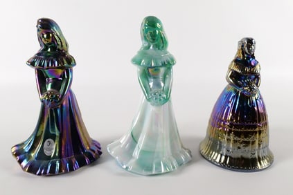 Lot of 3 Fenton/Carnival Figurines/Bell