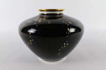 KPM Germany Abstract/Geometric Pattern Vase