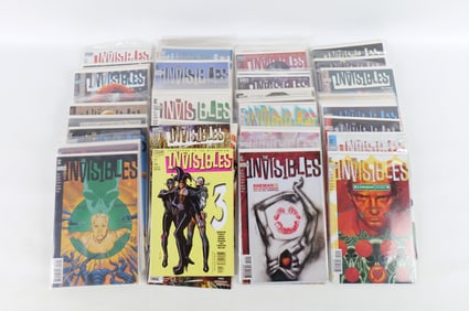 Lot of DC Vertigo Invisibles Comics