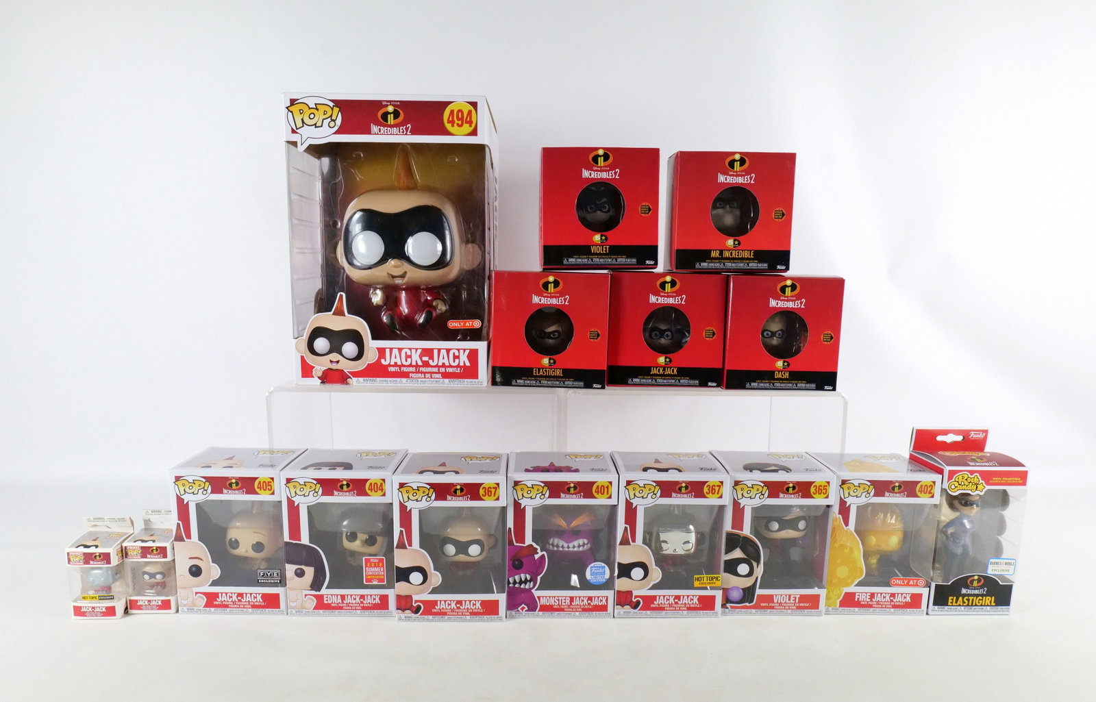 Lot of Funko Incredibles 2 Collectibles: Lot of Funko Incredibles 2 Collectibles. Including Pops: Violet #365, Jack -Jack #367 Common and Hot Topic Exclusive, Monster Jack-Jack #401 Limited Edition, Fire Jack-Jack #402 Target Exclusive, Edna